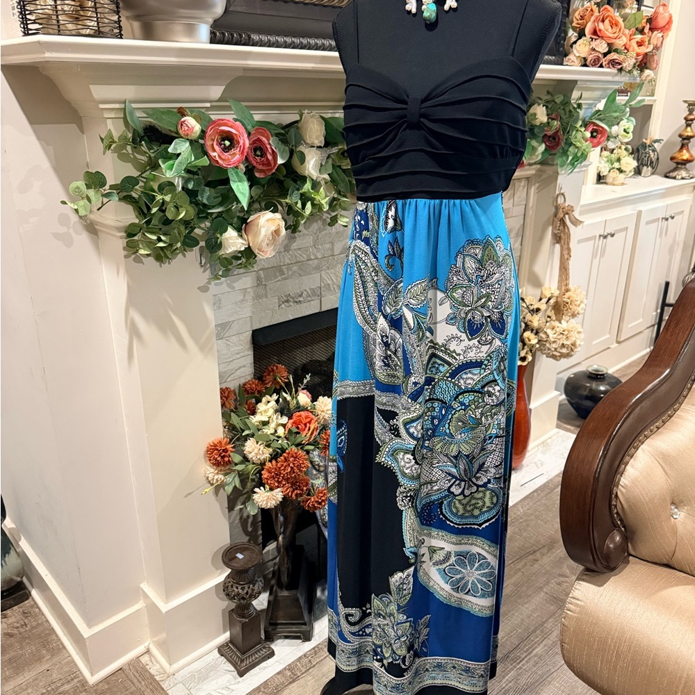 Black & Blue Floral Maxi Dress - Elegant  Bodice